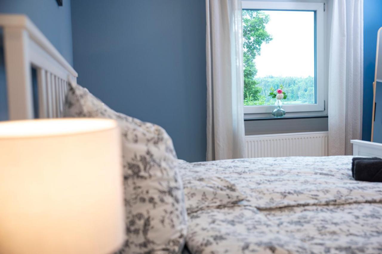 Moderne Wohnung im Grünen mit privatem Garten Donaueschingen Exterior foto