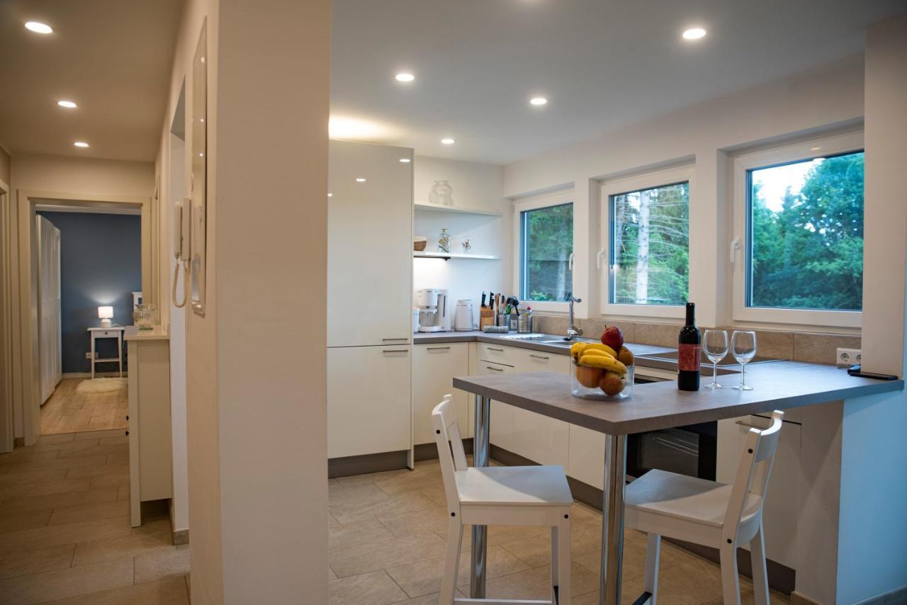 Moderne Wohnung im Grünen mit privatem Garten Donaueschingen Exterior foto
